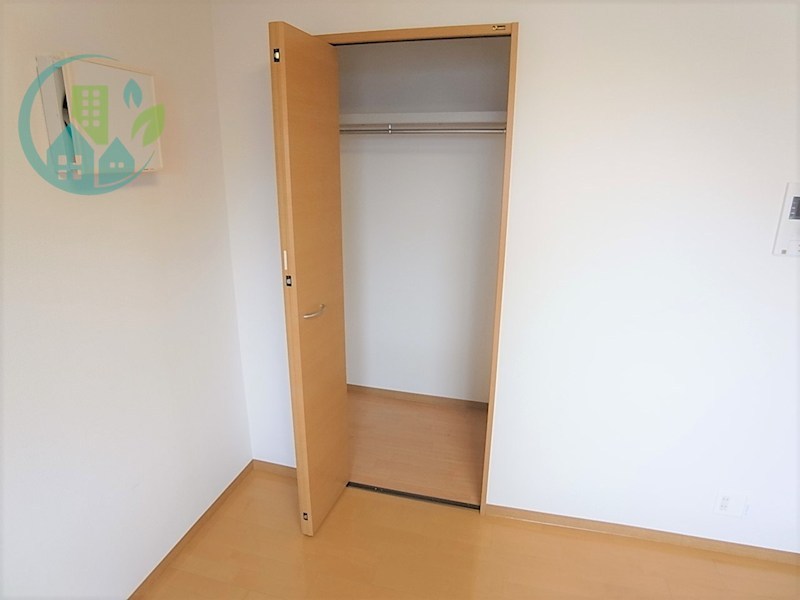 収納　プレイスハイツ青谷