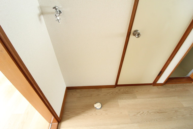 洗面設備　洗濯機置き場