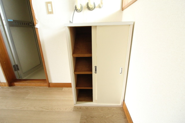 玄関　シューズボックス