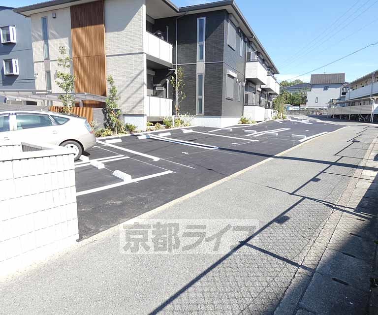 駐車場　駐車スペースです。