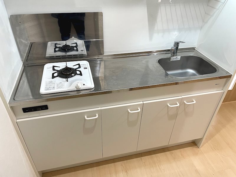 キッチン　別タイプ参考写真掲載。