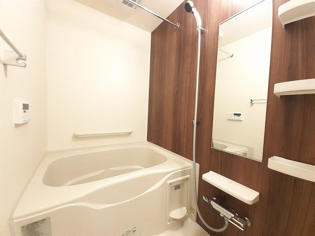 バス・シャワールーム　きれいなお風呂です