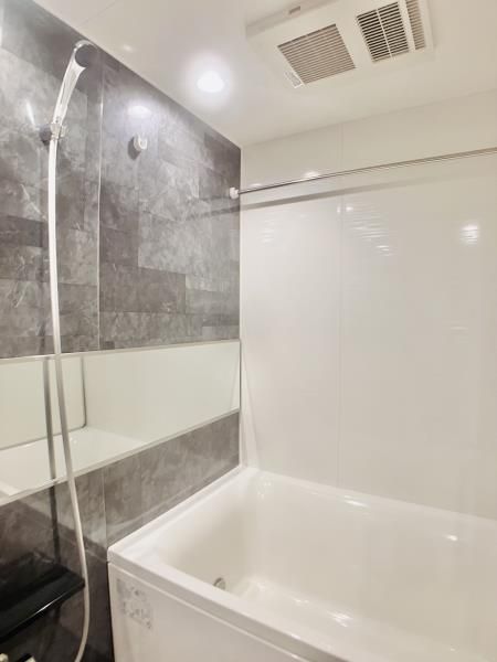 バス・シャワールーム　お風呂です