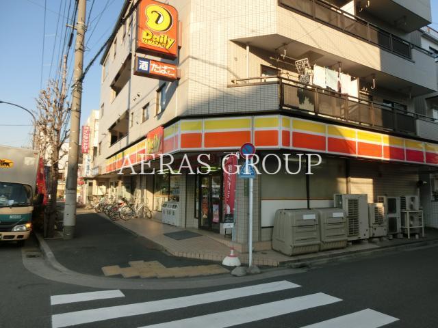 コンビニ　デイリーヤマザキ谷中北店（コンビニ）まで129m