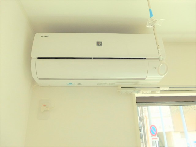 その他設備　エアコン１台・室内物干し付き