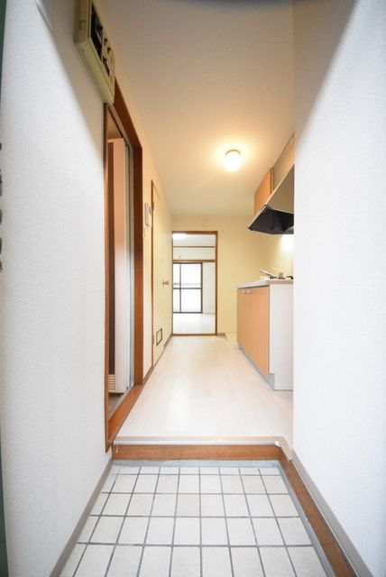 玄関　☆内見のご予約はタウンハウジング八王子店まで☆