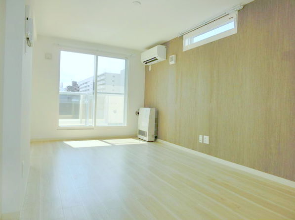 居室・リビング　広くてキレイなリビング♪