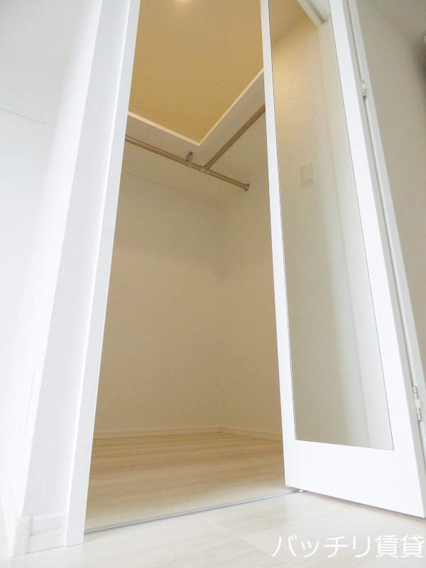 収納　別号室写真の為現況を優先致します。