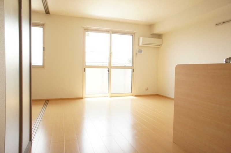 居室・リビング　図面と現状に相違がある場合には現状を優先