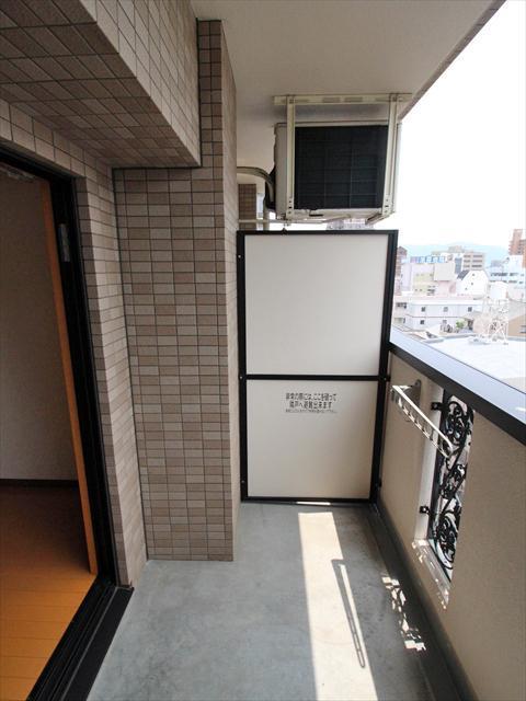 バルコニー　松山市中一万　れぐるす中一万　ベランダ