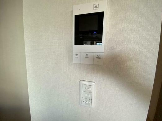 セキュリティ　☆モニター付きインターホン☆