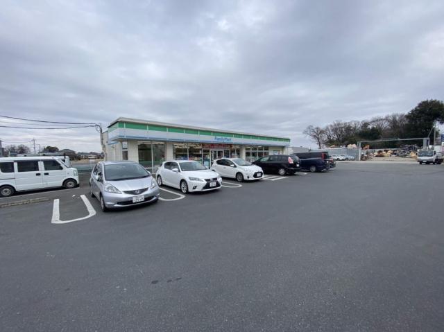 コンビニ　ファミリーマートさいたま宮前ＩＣ店（コンビニ）まで587m