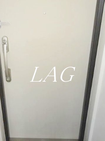 玄関　玄関です。