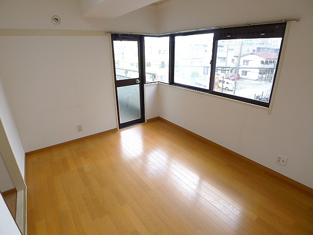 その他部屋・スペース　洋室6帖