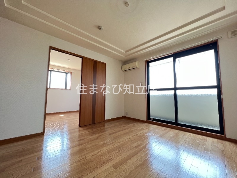 居室・リビング　同型タイプ