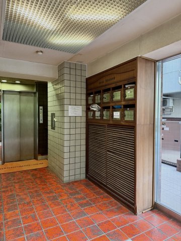 エントランス　エントランス