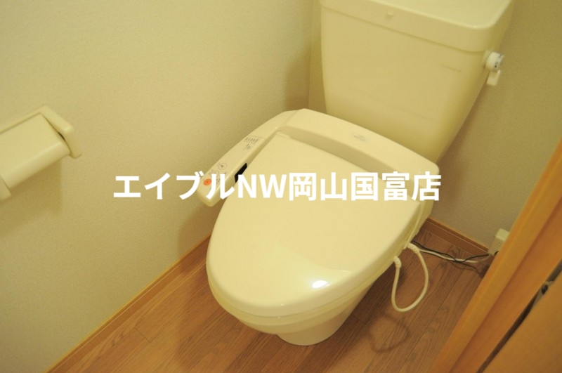 トイレ　※写真と現状が異なる場合は現状を優先