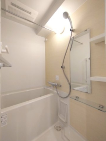 バス・シャワールーム　浴室