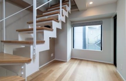 その他設備　☆おしゃれな階段☆