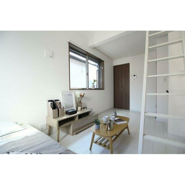 居室・リビング　家具・小物はイメージです