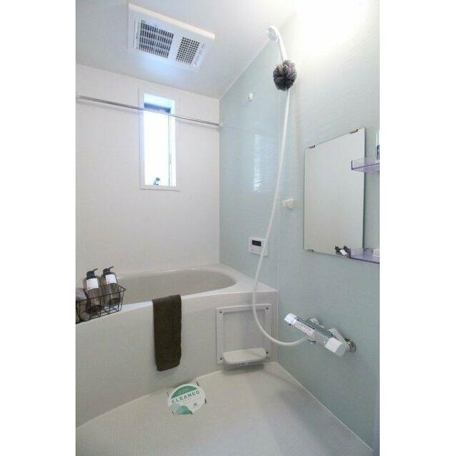 バス・シャワールーム　家具・小物はイメージです