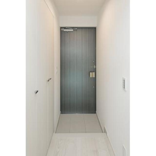 玄関　※写真は同タイプ住戸です。