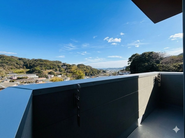 バルコニー　☆南東向き☆