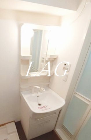 洗面設備　洗面台です。