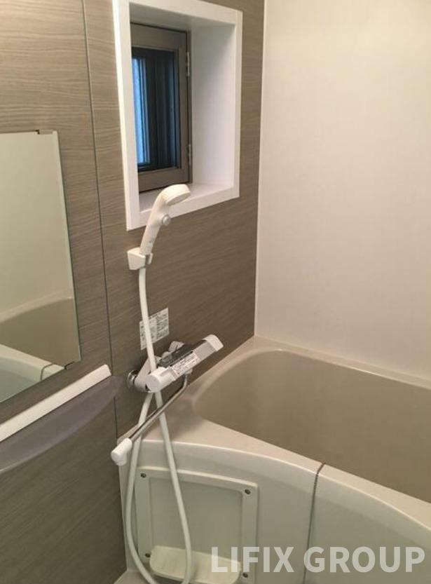 バス・シャワールーム　風呂