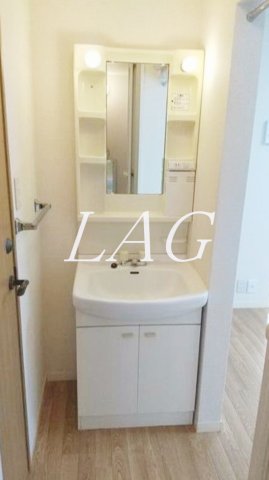 洗面設備　洗面台です。