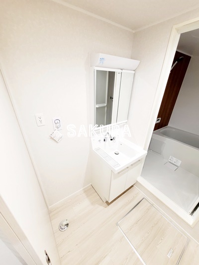 洗面設備　身支度に便利な洗面台♪