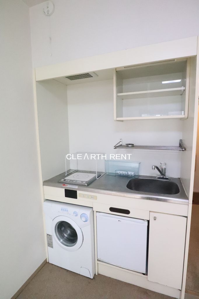 キッチン　洗濯機付きのキッチン