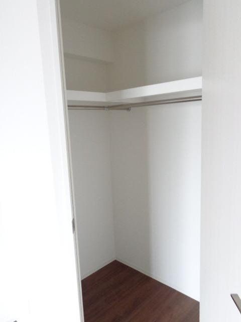 収納　ウォークインクローゼット