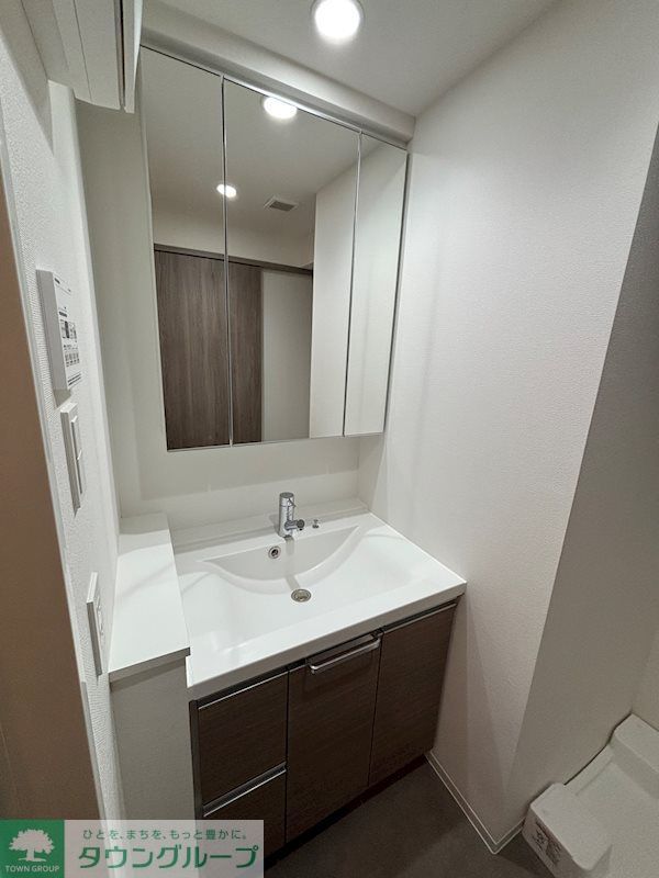 洗面設備　※参考写真