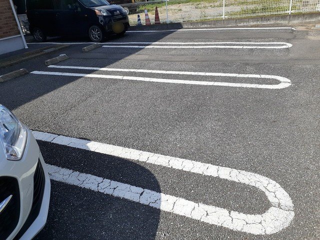 駐車場　駐車場完備です