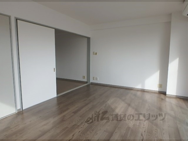 居室・リビング　洋室