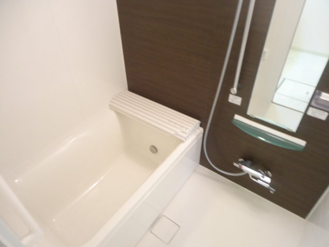 バス・シャワールーム　バス（イメージ）