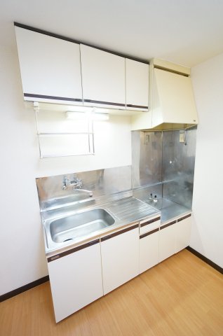 キッチン　※同物件・同タイプの写真です。