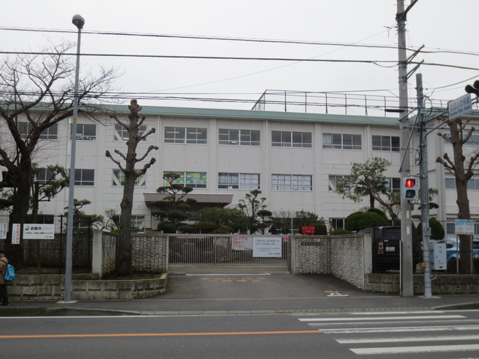 小学校　金目小学校（小学校）まで1283m