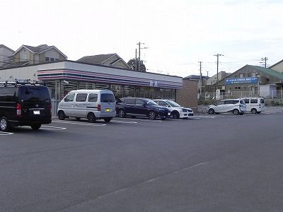 コンビニ　セブンイレブン柏手賀の杜店（コンビニ）まで350m