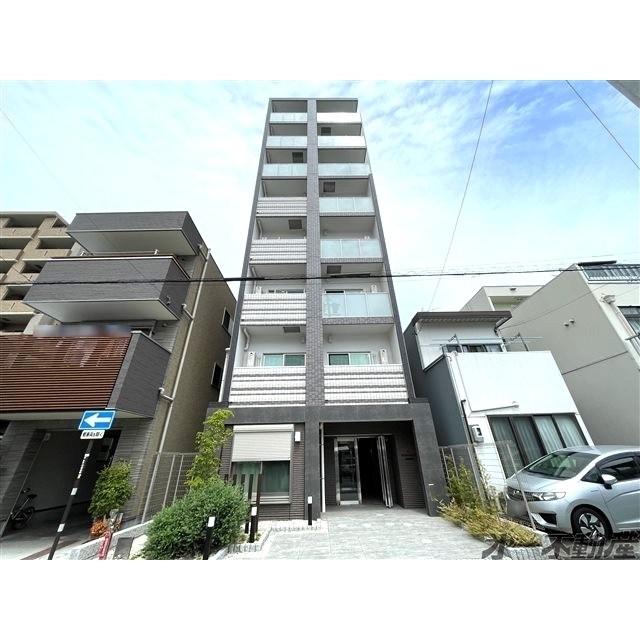 エントランス　建物外観