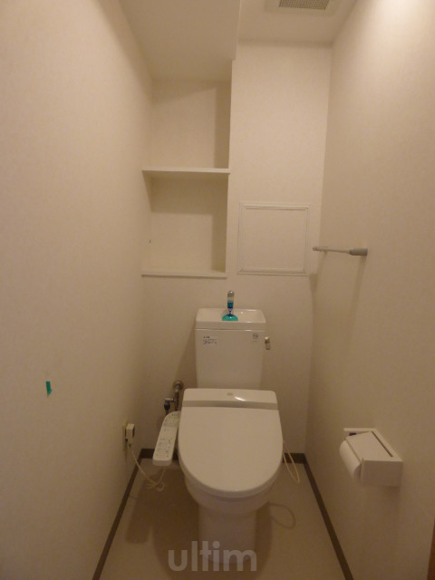 トイレ　別室の画像です、ご参考までに