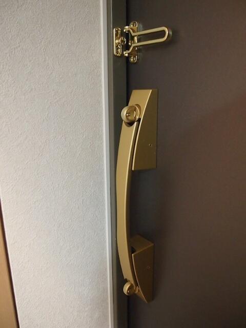 玄関　ダブルロック