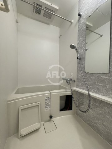 バス・シャワールーム　エスリードレジデンス大阪難波　風呂