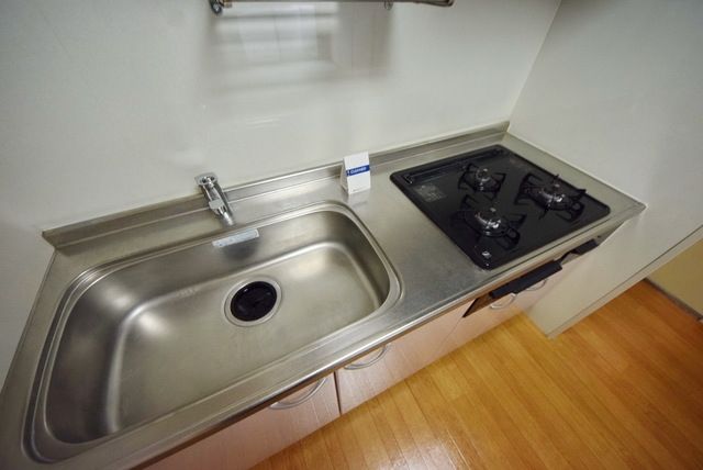 キッチン　※別部屋参考写真※