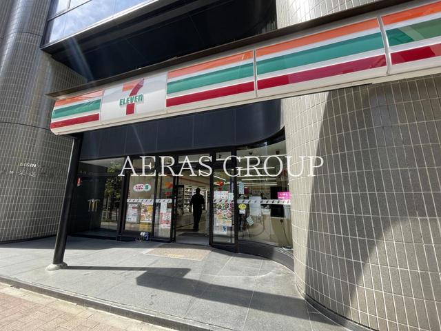 コンビニ　セブン-イレブン 新橋５丁目店（コンビニ）まで77m