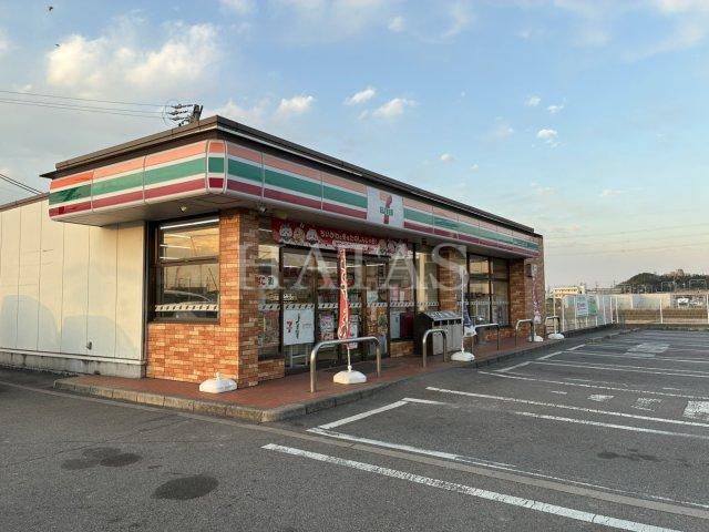 コンビニ　セブン－イレブン　東海市大田町店（コンビニ）まで246m