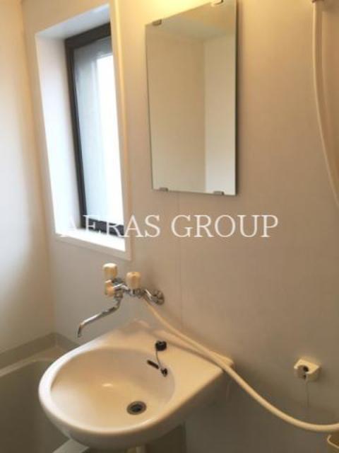 洗面設備　同仕様