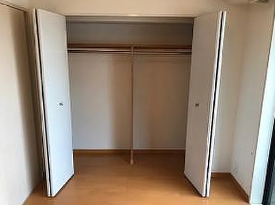 収納　写真は同タイプ住居です。