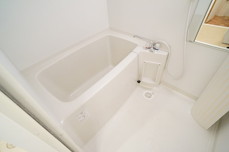 バス・シャワールーム　※同建物・別号室の写真です★（実際のお部屋とは異なります）